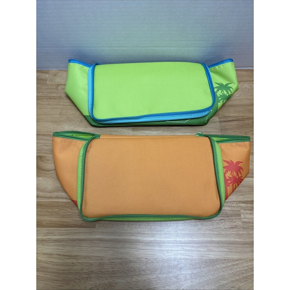 New with tags Trader Joe's Set of 2 Mini Insulated Bag Orange And Green